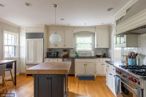 581 Montrose Lane Saint Paul MN 55116