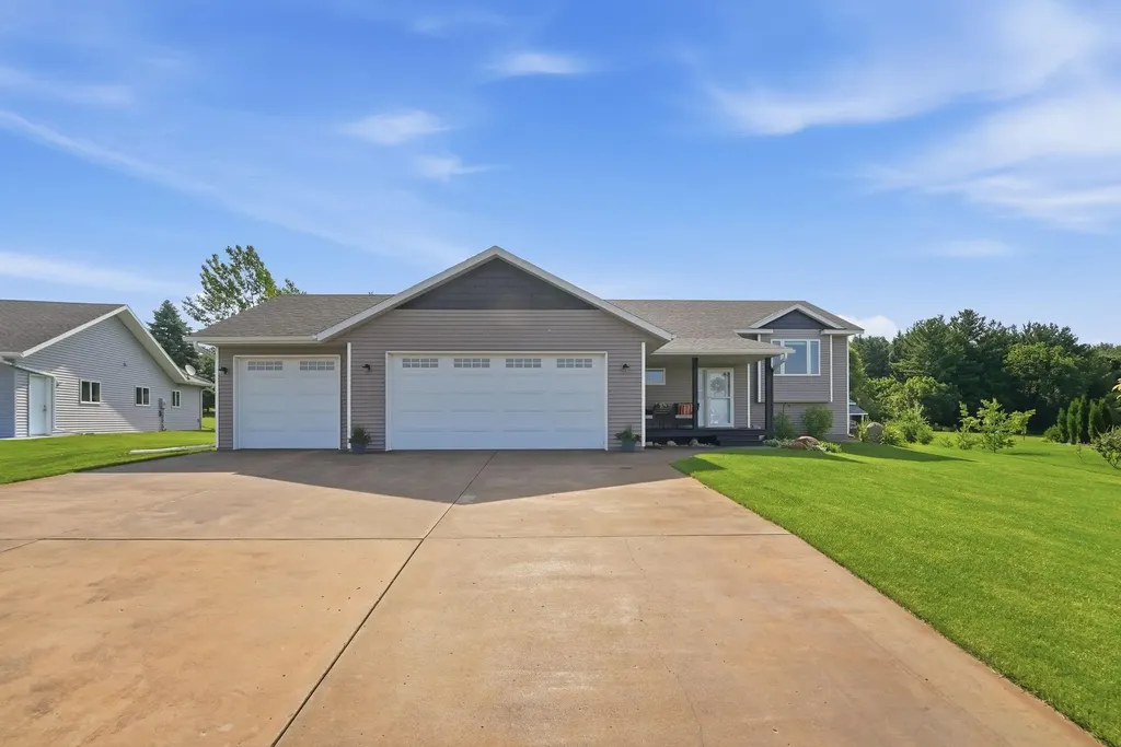 2828 Sailor Drive NE Alexandria MN 56308