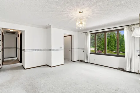 4275 Pilot Knob Road Eagan MN 55122