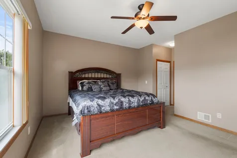 1646 White Pine Way Carver MN 55315