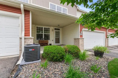 1646 White Pine Way Carver MN 55315