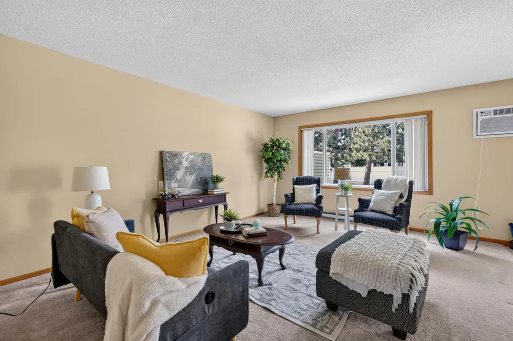 2306 Hillcrest Drive Brainerd MN 56401