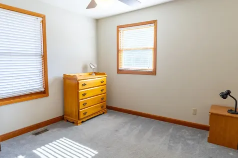 805 Cottage Avenue W Saint Paul MN 55117