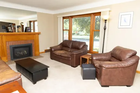 805 Cottage Avenue W Saint Paul MN 55117