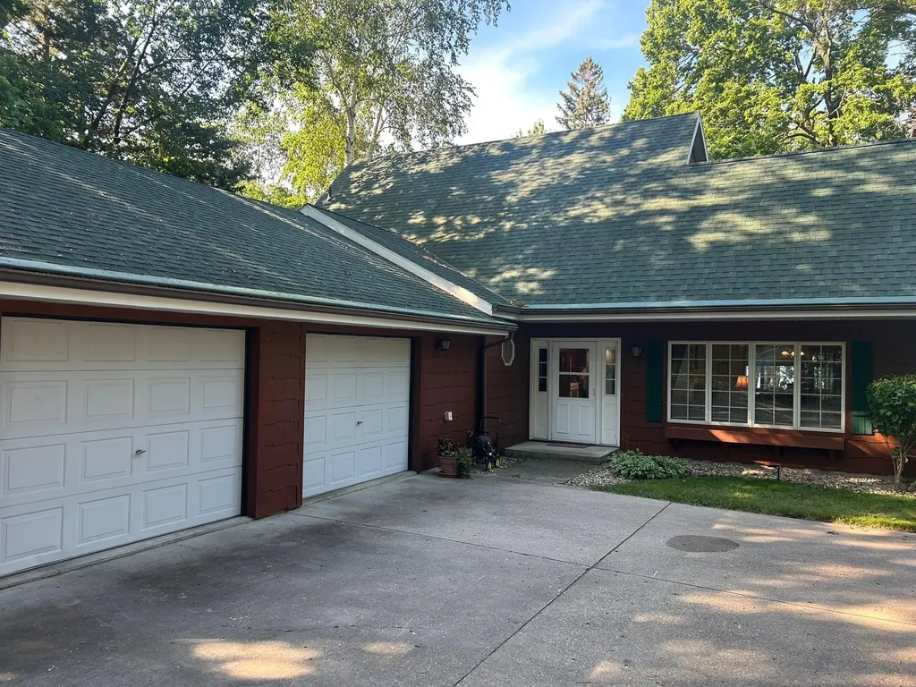11929 North Shore Drive Spicer MN 56288
