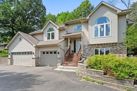 120 W 136th Street Burnsville MN 55337
