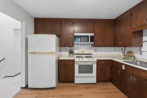 71 Garden Drive Burnsville MN 55337