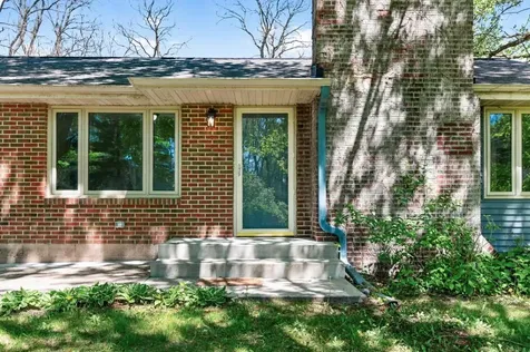 1357 County Road H2 White Bear Lake MN 55110