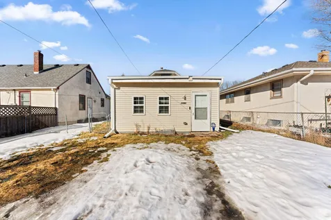 1842 Arlington Avenue E Saint Paul MN 55119