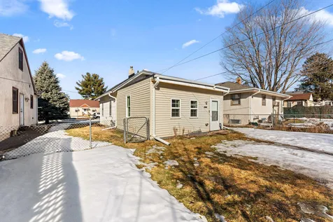1842 Arlington Avenue E Saint Paul MN 55119