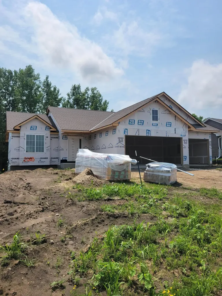 2083 River Bend Trail Mayer MN 55360