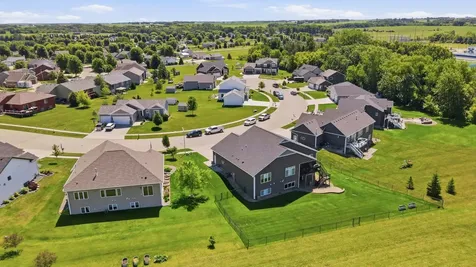 515 21st Place NE Kasson MN 55944