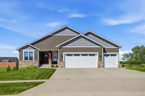 515 21st Place NE Kasson MN 55944