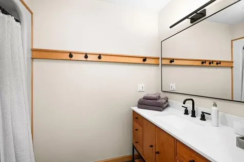 4856 Kingston Street Duluth MN 55804
