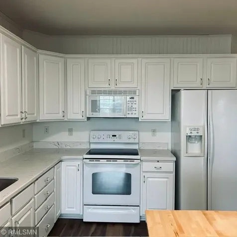 8341 Lyndale Avenue S Bloomington MN 55420