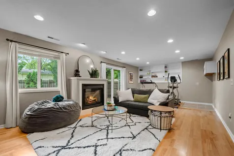 3067 Alexander Lane Mound MN 55364