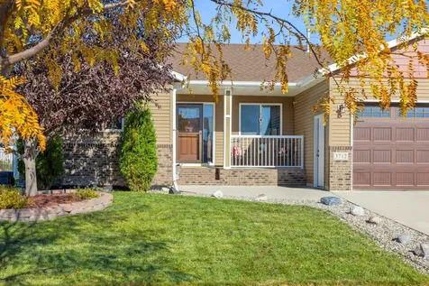 3712 11th Avenue S Moorhead MN 56560