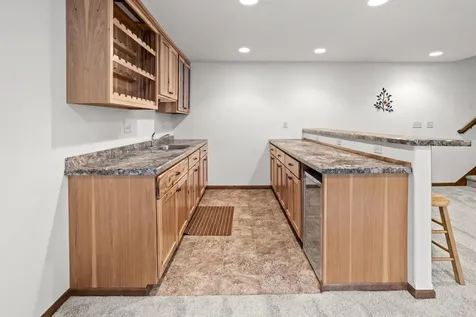 3712 11th Avenue S Moorhead MN 56560