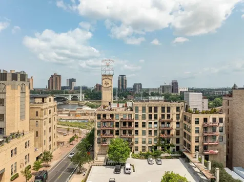 117 Portland Avenue Minneapolis MN 55401
