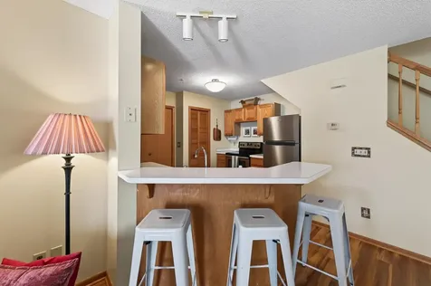 493 Marshland Trail Chanhassen MN 55317