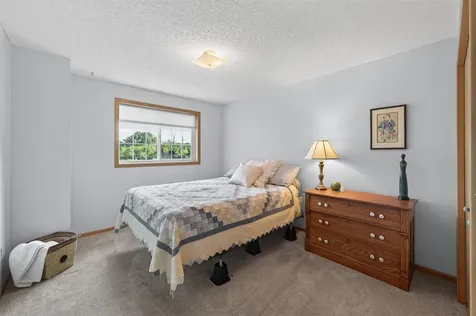 493 Marshland Trail Chanhassen MN 55317
