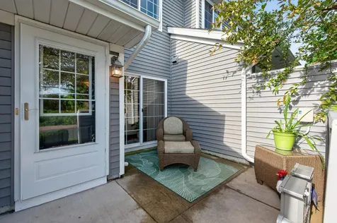 493 Marshland Trail Chanhassen MN 55317