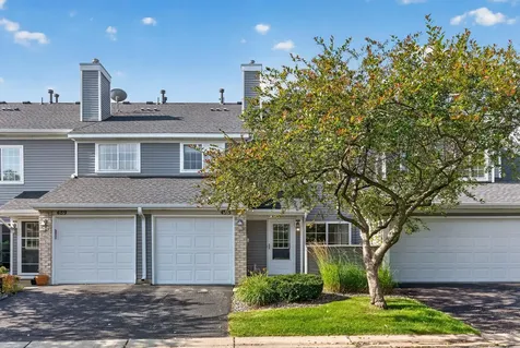 493 Marshland Trail Chanhassen MN 55317