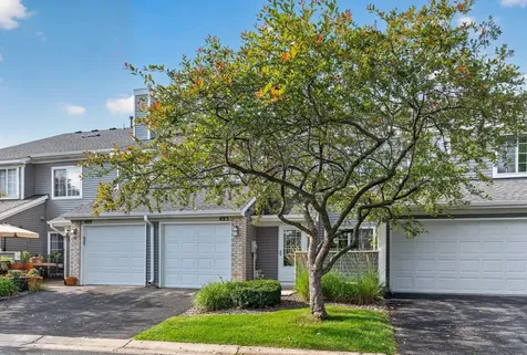 493 Marshland Trail Chanhassen MN 55317