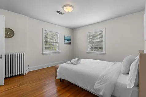 1785 Dupont Avenue S Minneapolis MN 55403