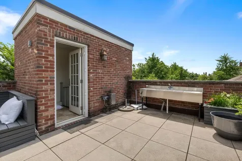 1785 Dupont Avenue S Minneapolis MN 55403