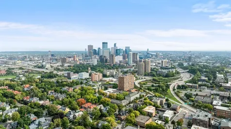 1785 Dupont Avenue S Minneapolis MN 55403