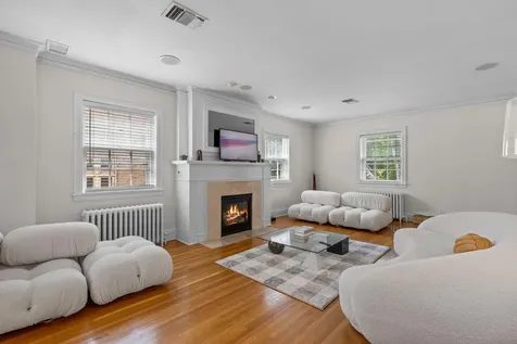 1785 Dupont Avenue S Minneapolis MN 55403