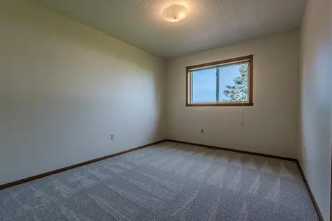 3317 Westmoor Drive Moorhead MN 56560