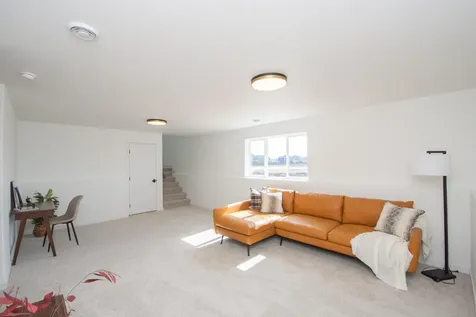 6707 Selkirk Drive S Fargo ND 58104