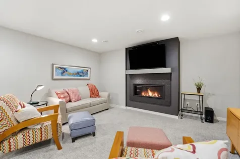 16105 Duvane Way Lakeville MN 55044