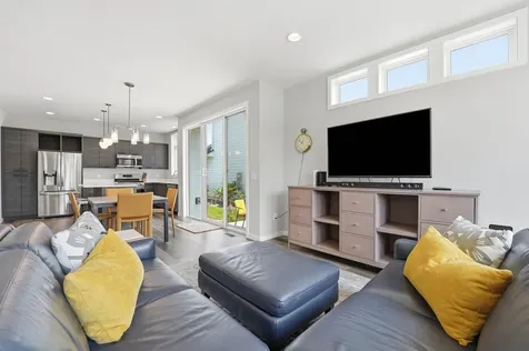 16105 Duvane Way Lakeville MN 55044