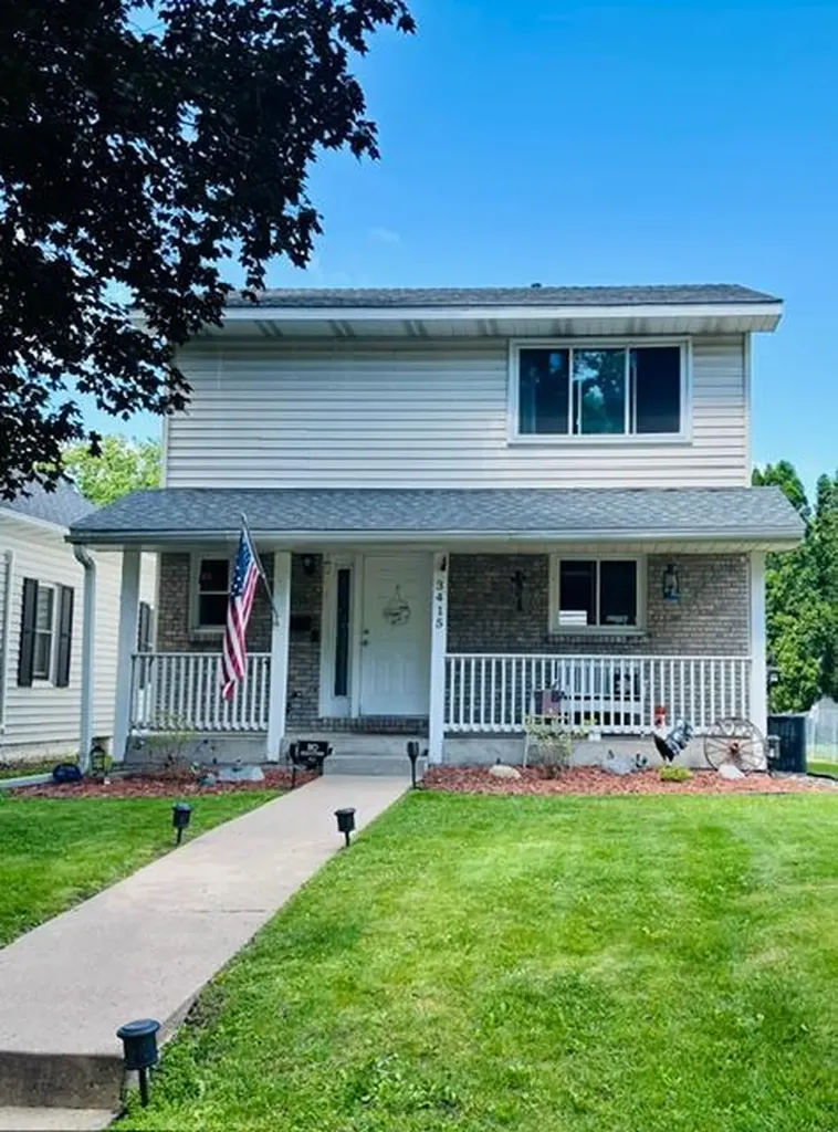 3415 Grimes Avenue N Robbinsdale MN 55422