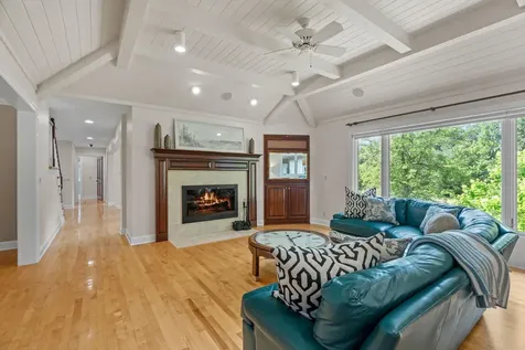592 County Road 24 Wayzata MN 55391
