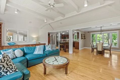 592 County Road 24 Wayzata MN 55391