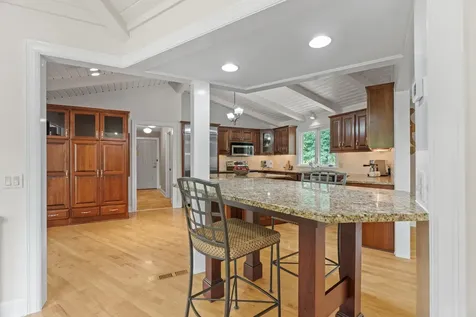 592 County Road 24 Wayzata MN 55391
