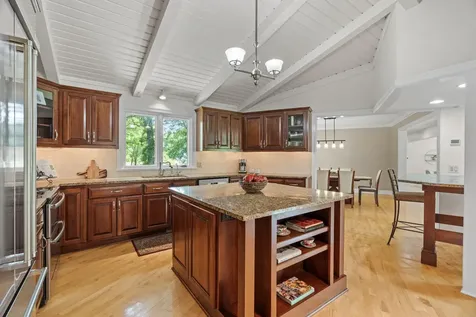 592 County Road 24 Wayzata MN 55391