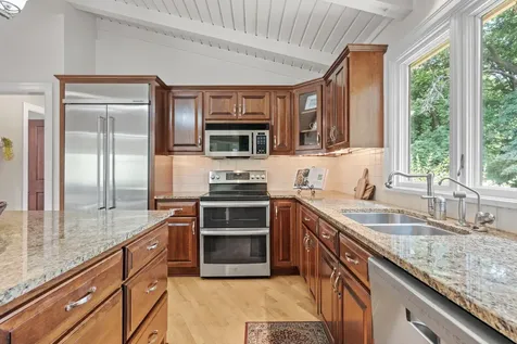 592 County Road 24 Wayzata MN 55391