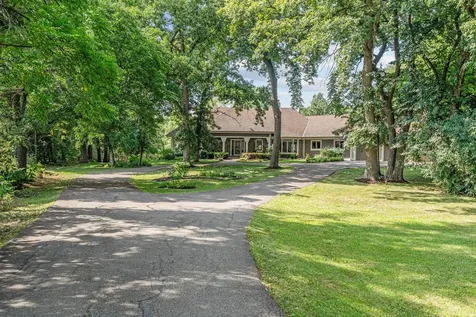 592 County Road 24 Wayzata MN 55391