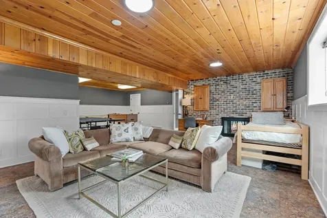 592 County Road 24 Wayzata MN 55391
