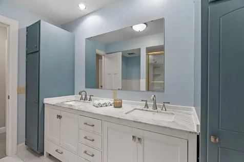 592 County Road 24 Wayzata MN 55391