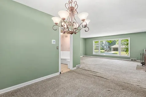 1531 Idaho Avenue W Falcon Heights MN 55108