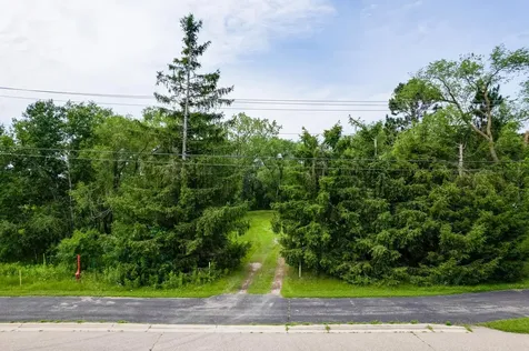 5715 Hodgson Road Shoreview MN 55126