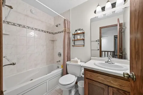 2697 Jessica Court Little Canada MN 55117