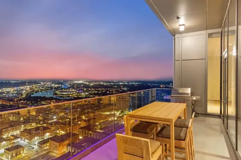 255 Hennepin Avenue Minneapolis MN 55401