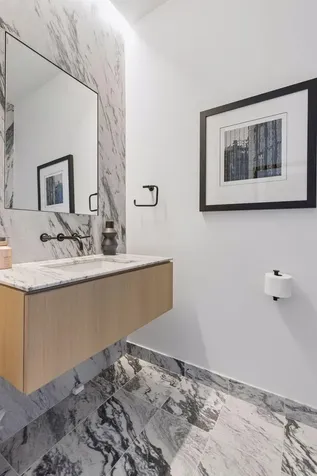 255 Hennepin Avenue Minneapolis MN 55401